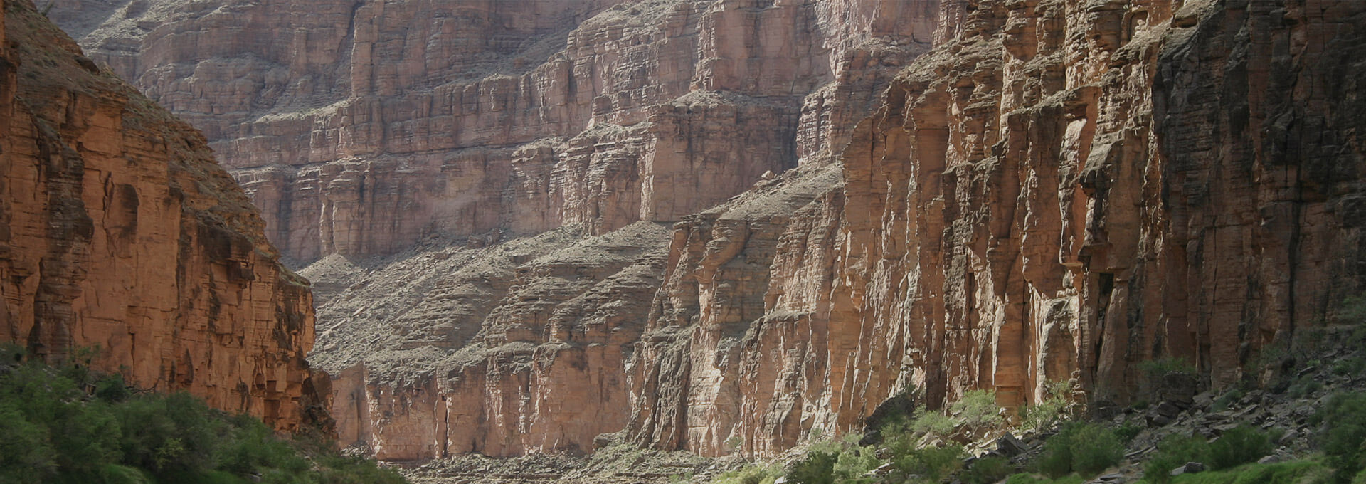home_mining_sectionbg3